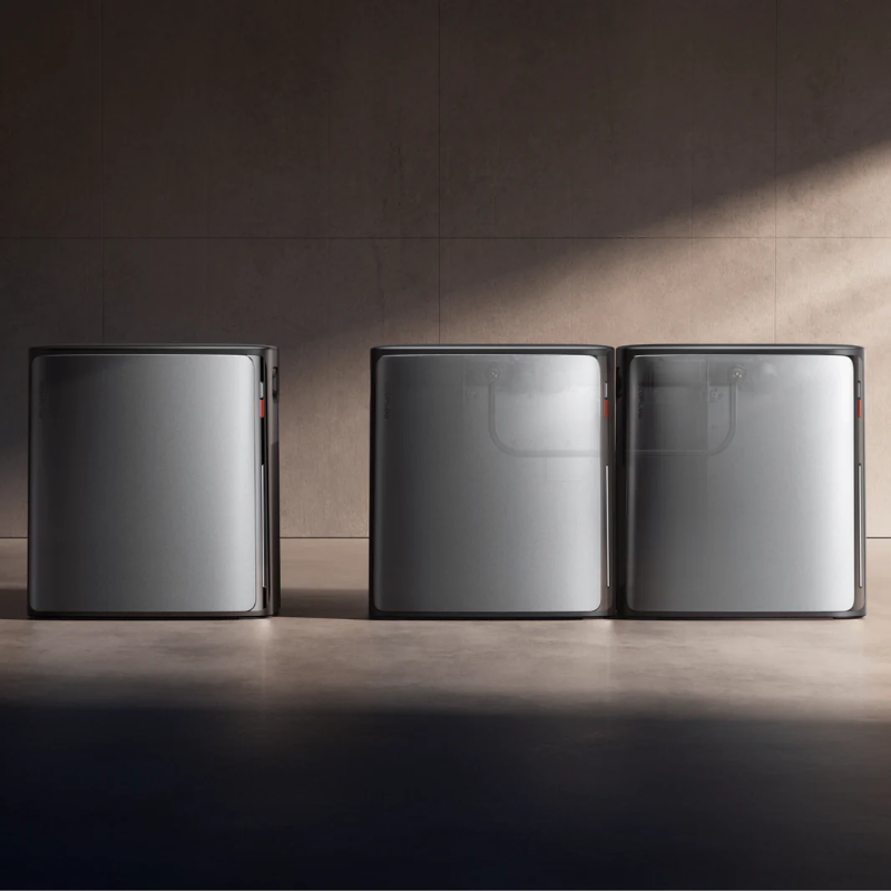 EcoFlow Stream Ultra X, Balkonkraftwerk mit Speicher 3,84 kWh, mit 4 MPPT, PV Eingangsleistung 2000 W,  IP65